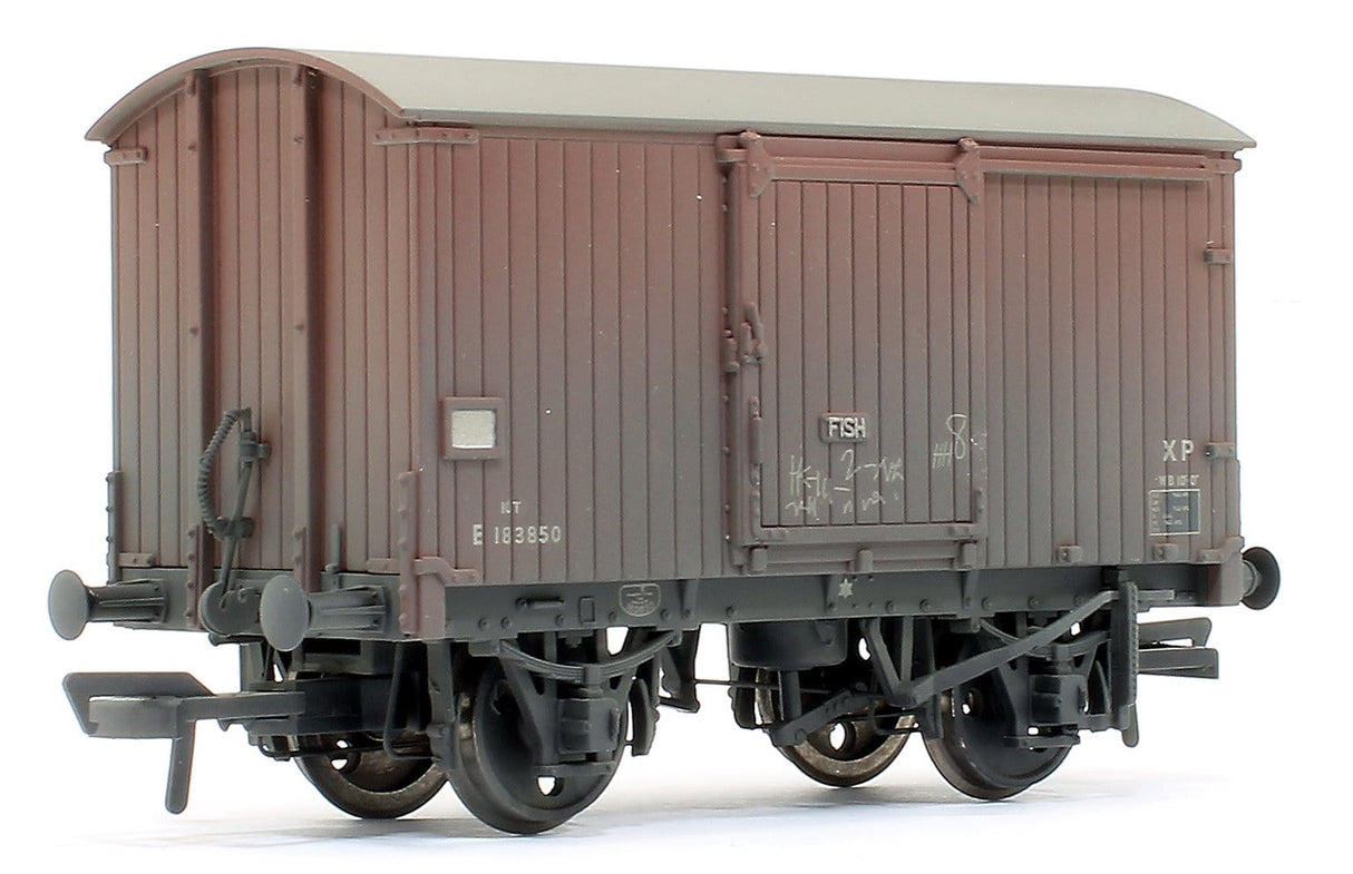 Bachmann 38-578 OO LNER 10T Fish Van BR Bauxite (Late) Bachmann Branchline TRAINS - HO/OO SCALE