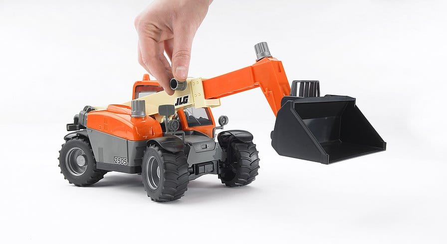 Bruder 02140 1/16 JLG 2505 Telehandler - Hobbytech Toys