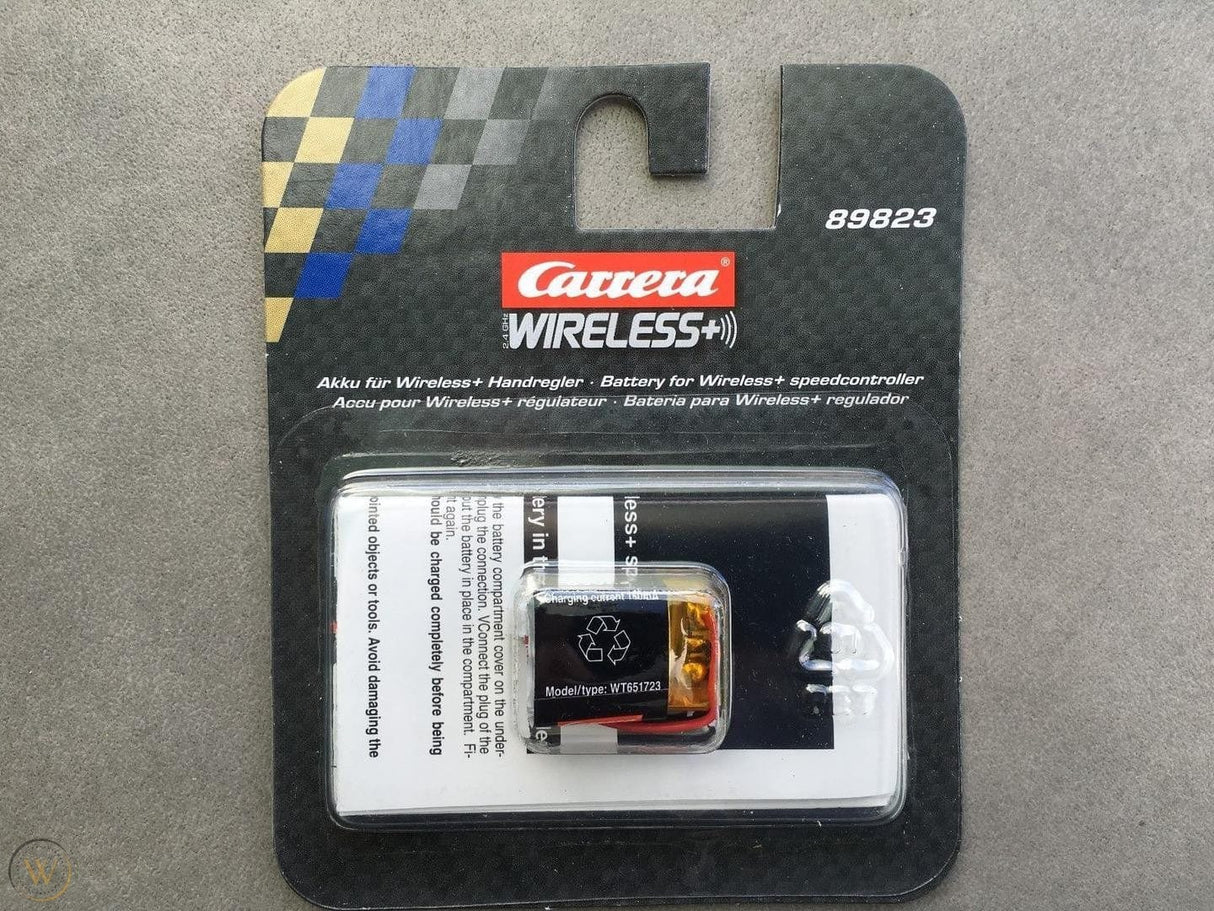 Carrera Digital And Evo 2.4Ghz Hand Controller with 150Mah 3.7V Lipo Battery