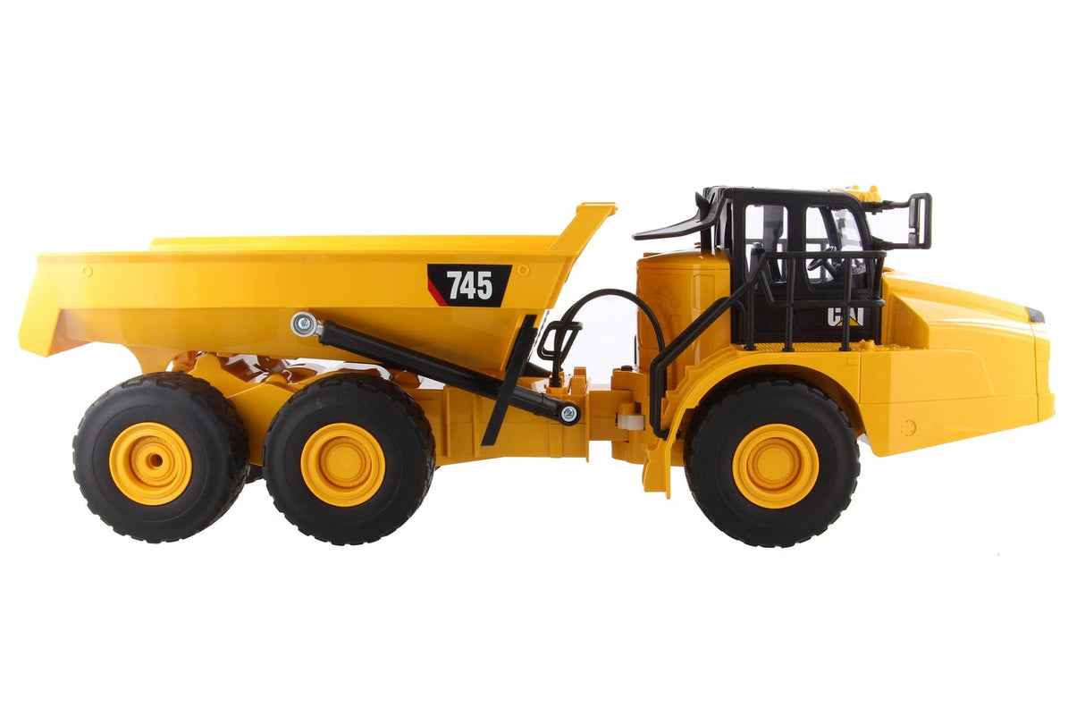 CAT 1/24 745 Articulated Radio Control Truck 2.4Ghz* Diecast Masters RC CARS