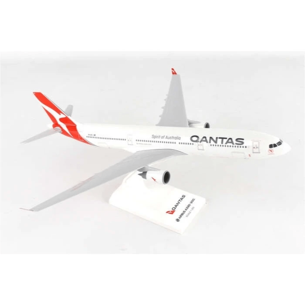 Daron 1/200 A330-300 Qantas Livery Daron DIE-CAST MODELS