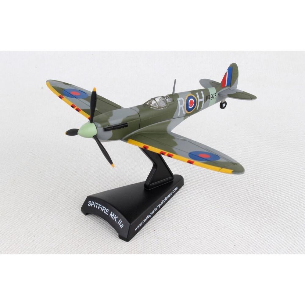 Daron 1/93 Raaf Spitfire Bluey Truscott (Awm Daron PLASTIC MODELS