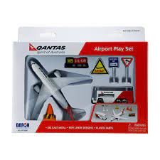 Daron Qantas Playset Small Daron DIE-CAST MODELS