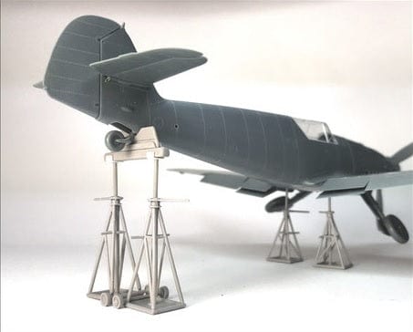 Daswerk 48002 1/48 Luftwaffe Jack Stand Set - extended / Doppelpack Plastic Model Kit Das Werk PLASTIC MODELS