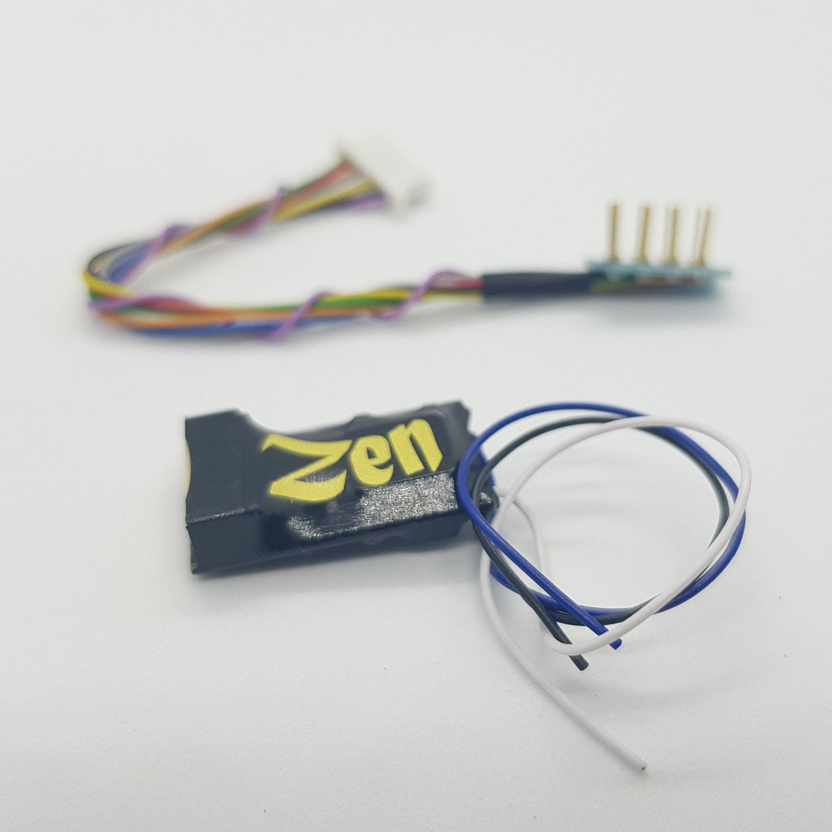 DCC Concepts Zen Black 4 Function Decoder W/8 Pin Harness DCC Concepts TRAINS - DCC