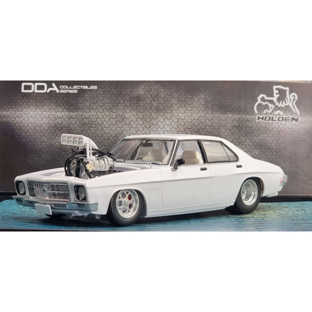 DDA 309K 1/24 Holden HQ Blown 4 Door Slammed Plastic Model Kit - Hobbytech Toys