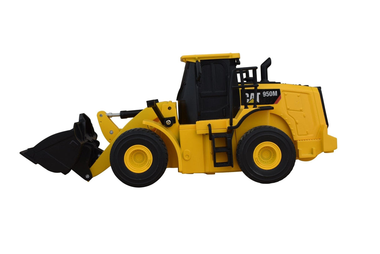 Diecast Masters 1/35 RC CAT 950M Wheel Loader - Hobbytech Toys