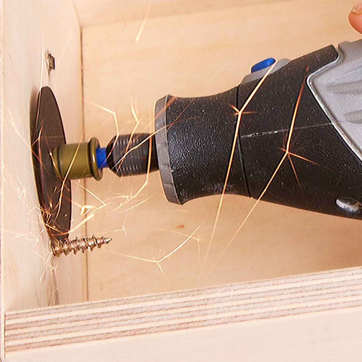 Dremel 11 Piece EZ Lock Cutting Mini Accessory Kit (EZ688) - Hobbytech Toys