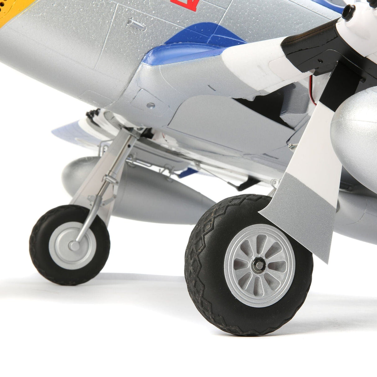E-Flite P-51D Mustang 1.5m, BNF Basic, EFL01250 - Hobbytech Toys