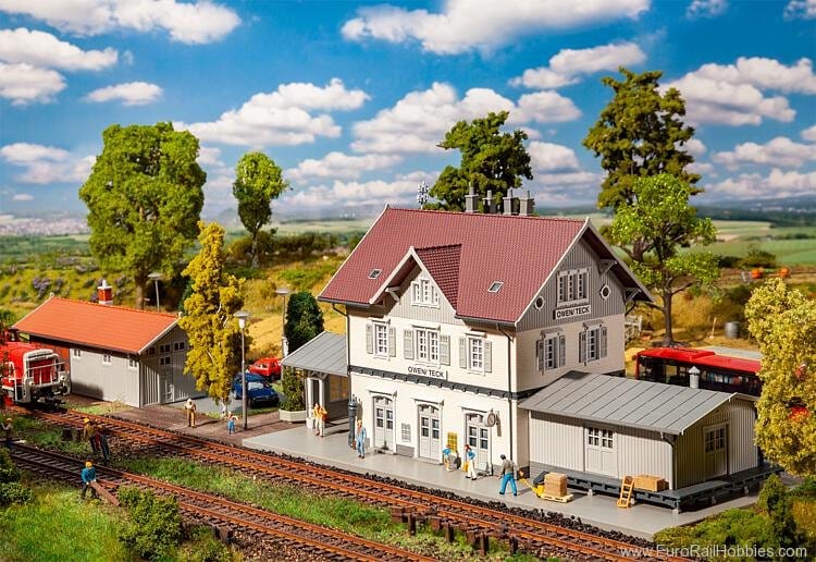 Faller HO Owen Train Station with Outhouse Building - Kit - 30.8 x 14 x 14.2cm - Hobbytech Toys