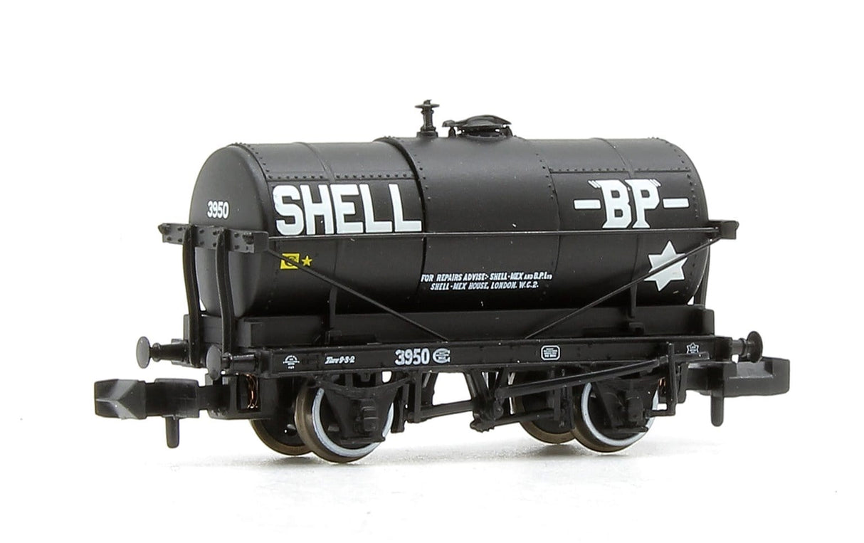 Graham Farish N 14T Tank Wagon Shell BP Black Graham Farish TRAINS - N SCALE
