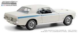 Greenlight 1/18 1967 Ford Mustang Coupe Pacesetter Special White Greenlight DIE-CAST MODELS
