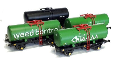 Heljan OO Chipmans Weedkiller Tanks (4xWagon Pack) (CC48115+CC48116+CC48117xCC48120) - Hobbytech Toys