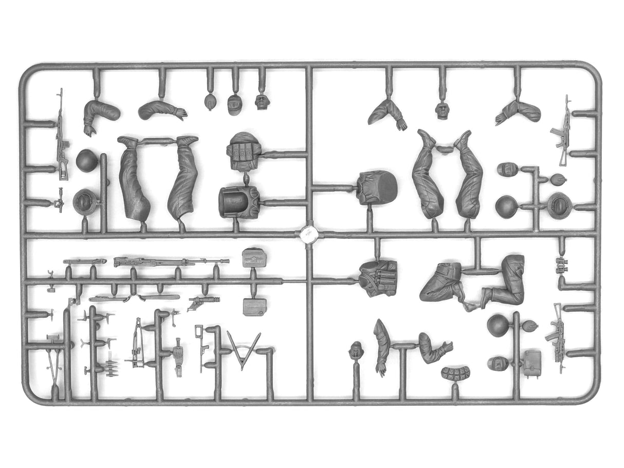 ICM 1/35 Svt. Special Troops (1979-1988) (3) ICM PLASTIC MODELS