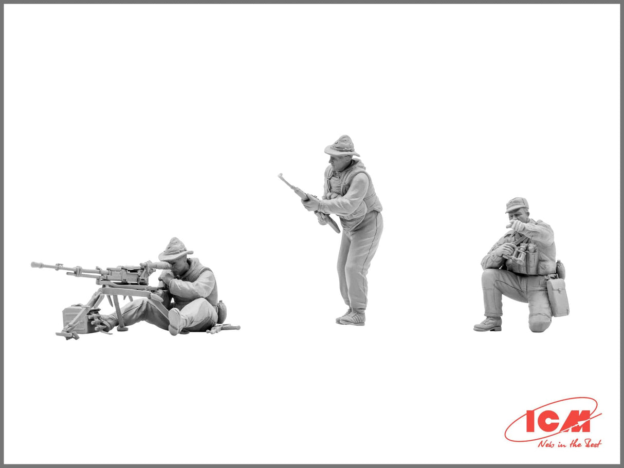 ICM 1/35 Svt. Special Troops (1979-1988) (3) ICM PLASTIC MODELS