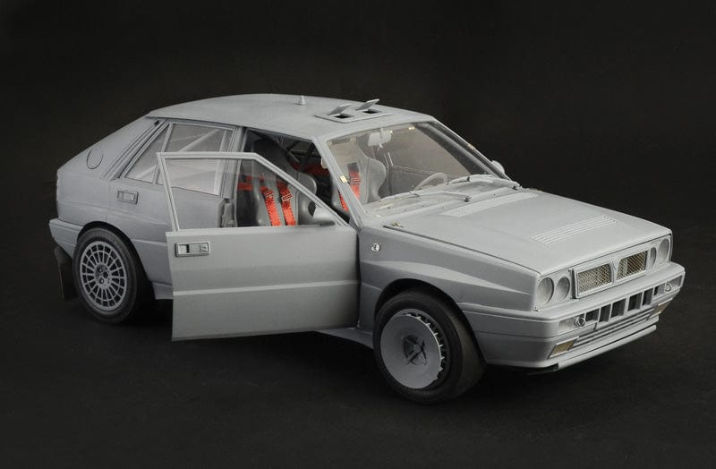Italeri 1/12 Lancia Delta HF Integrale 16v Plastic Model Kit - Hobbytech Toys
