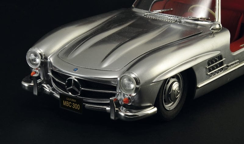 Italeri 1/16 Mercedes Benz 300Sl Gullwing Italeri PLASTIC MODELS