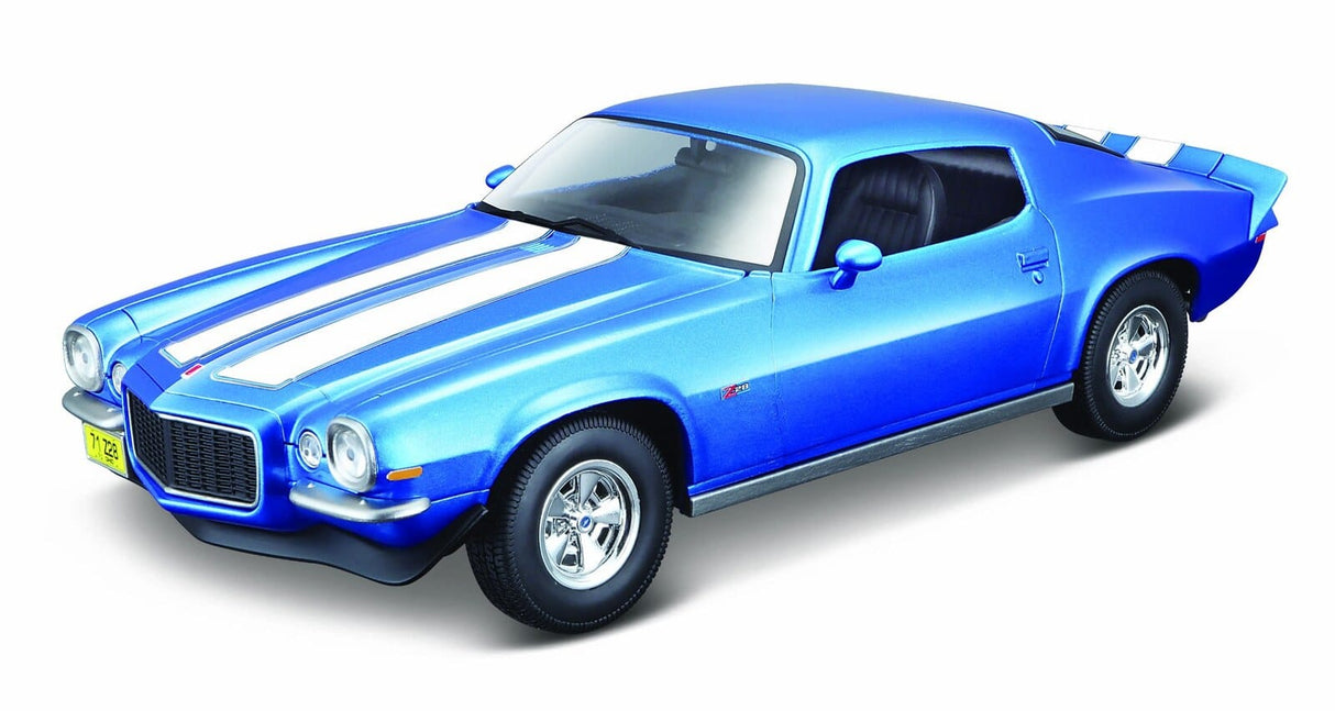 Detailed 1/18 scale die-cast model of a 1971 Chevrolet Camaro in vibrant blue color with white racing stripes.