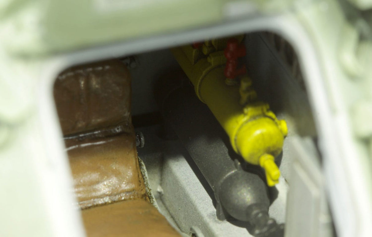 Meng 1/35 Russian ZSU-23-4 Shilka Self-Propelled Anti-Aircraft Gun Plastic Model Kit - Hobbytech Toys