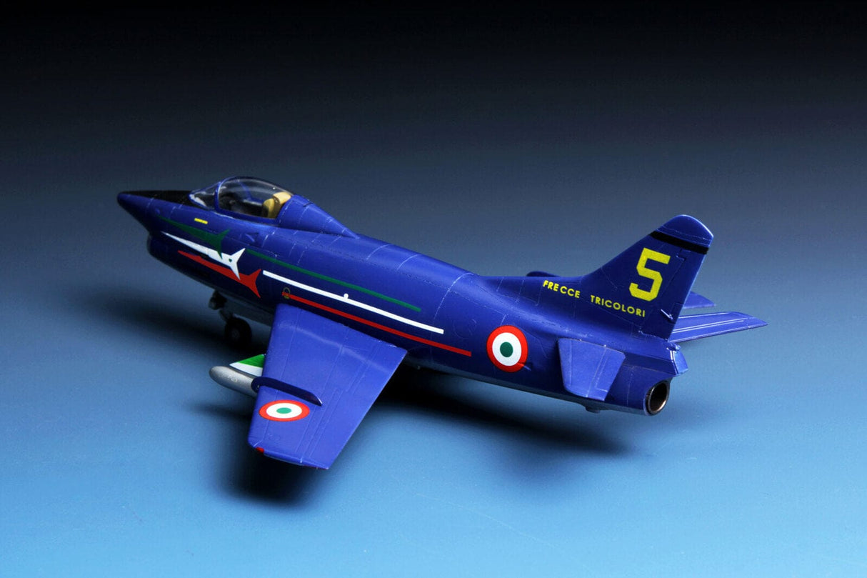 Meng 1/72 G.91R Light Fighter-Bomber Without Badge of FRECCE Tricolori Plastic Model Kit - Hobbytech Toys
