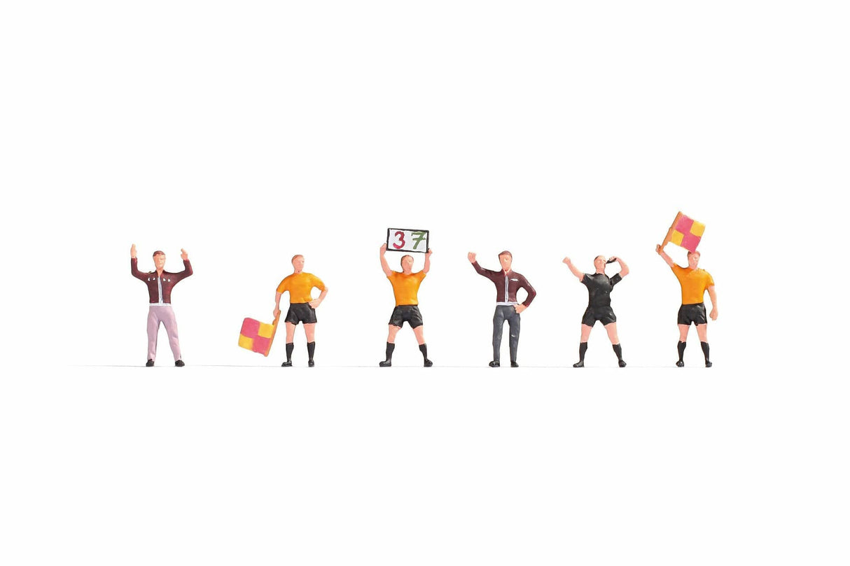 Noch 15989 HO Referees and Trainers - Hobbytech Toys