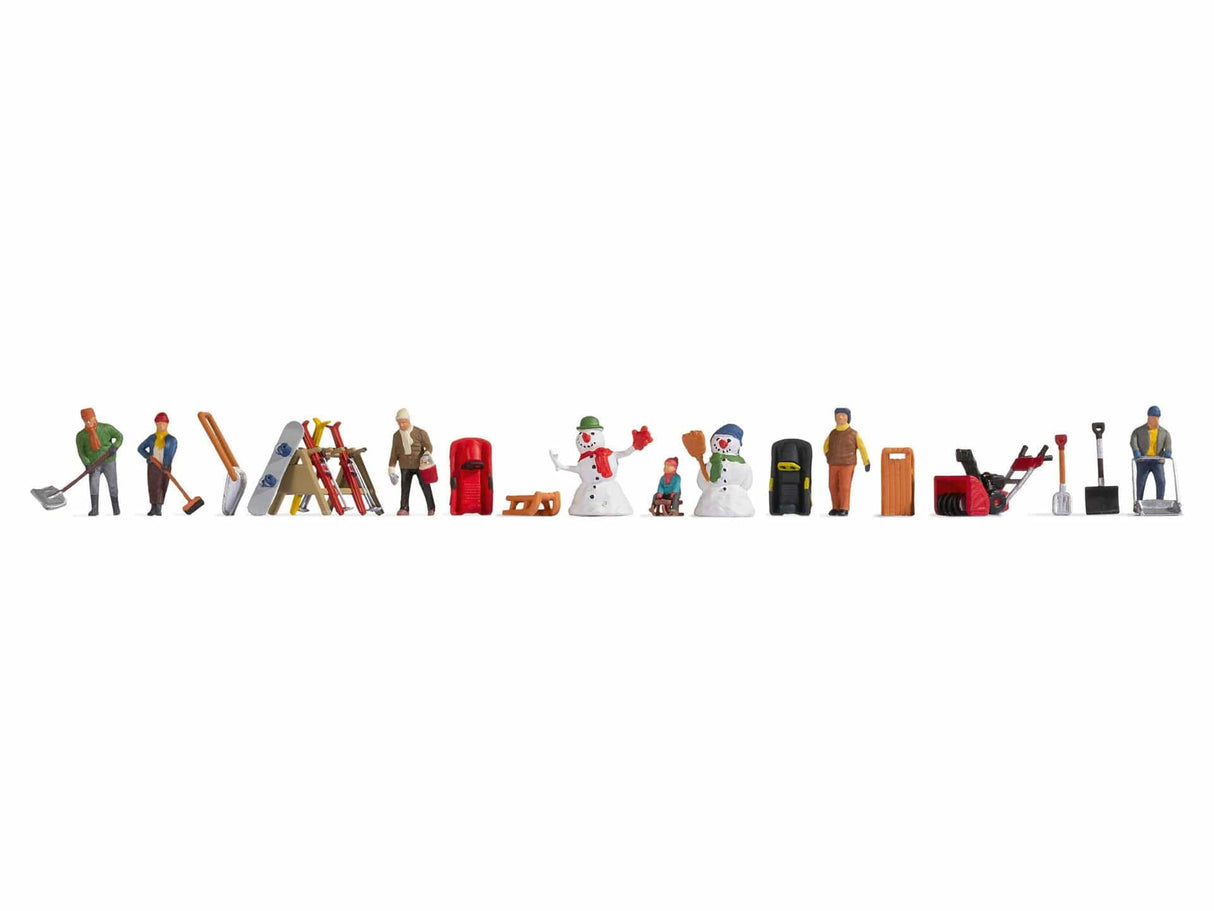 Noch 16220 HO Themed Figure Set Winters Day - Hobbytech Toys