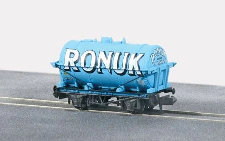 Peco NRP178 N Ronuk Tank Wagon - Hobbytech Toys