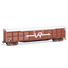 Powerline PD-205A-812 VR VLEX Louvre Van no 812 Red Kadee Coupler Powerline TRAINS - HO/OO SCALE