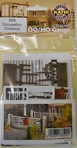 Ratio RA509 Occupation Crossing Peco TRAINS - HO/OO SCALE