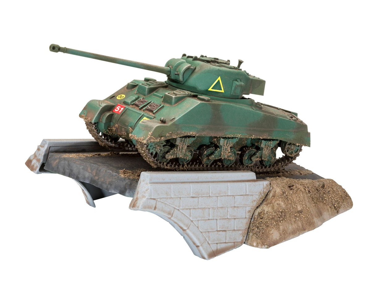Revell 03299 1/76 First Diorama Set - Sherman Firefly Revell PLASTIC MODELS