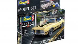 Revell 1/24 1971 Oldsmobile 442 Coupe Model Set - Hobbytech Toys