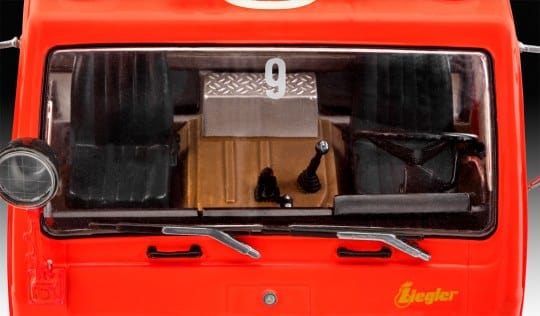 Revell 1/24 Mercedes-Benz 1017 LF 16 Ltd Ed Revell PLASTIC MODELS