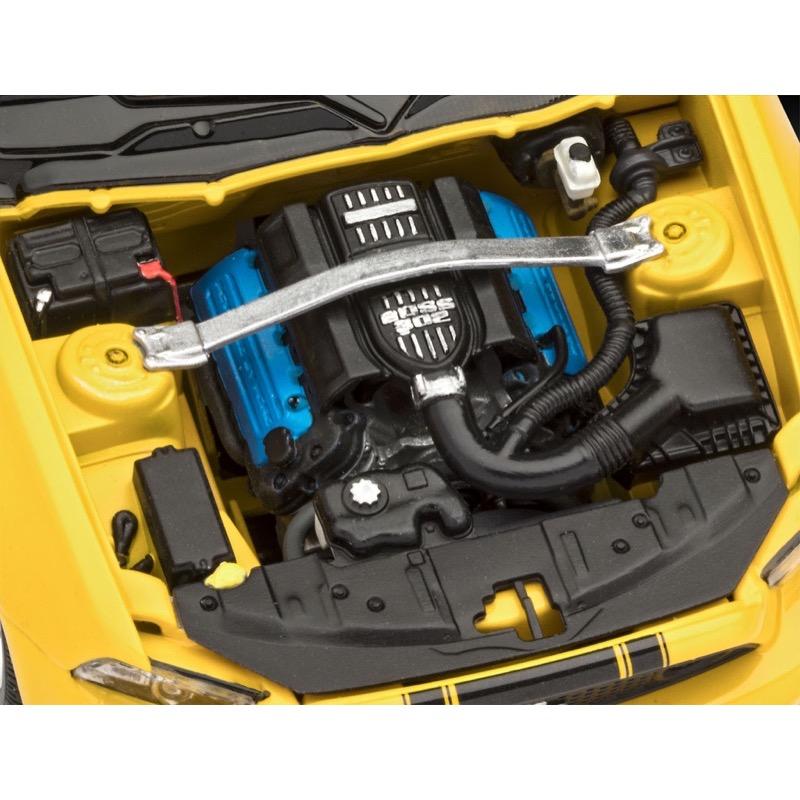 Revell 1/25 2013 Ford Mustang Boss 302 Plastic Model Revell PLASTIC MODELS