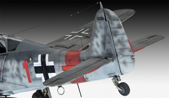 Revell 1/32 Fw190 A-8/R-2 Sturmbock Revell PLASTIC MODELS