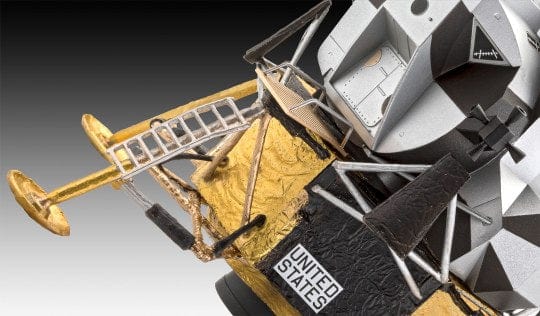 Revell 1/48 Apollo 11 Lunar Module Eagle Revell PLASTIC MODELS