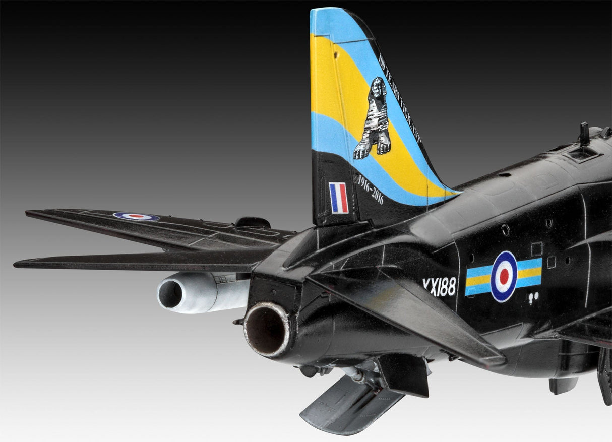 Revell 64970 1/72 BAE Hawk T.1 Plastic Model Kit Revell PLASTIC MODELS