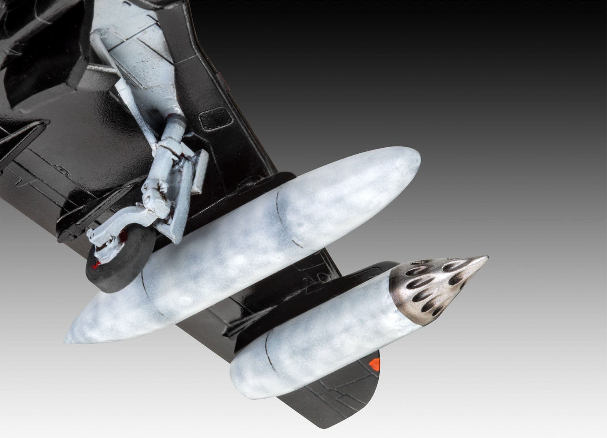 Revell 64970 1/72 BAE Hawk T.1 Plastic Model Kit Revell PLASTIC MODELS