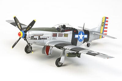 Tamiya 1/32 North American P-51D/K Mustang Pacific Theater Tamiya PLASTIC MODELS