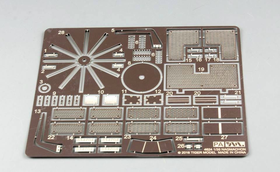 Tigermodel 1/35 Idf Nagmachon Doghouse Early Heavy TIGER MODEL PLASTIC MODELS