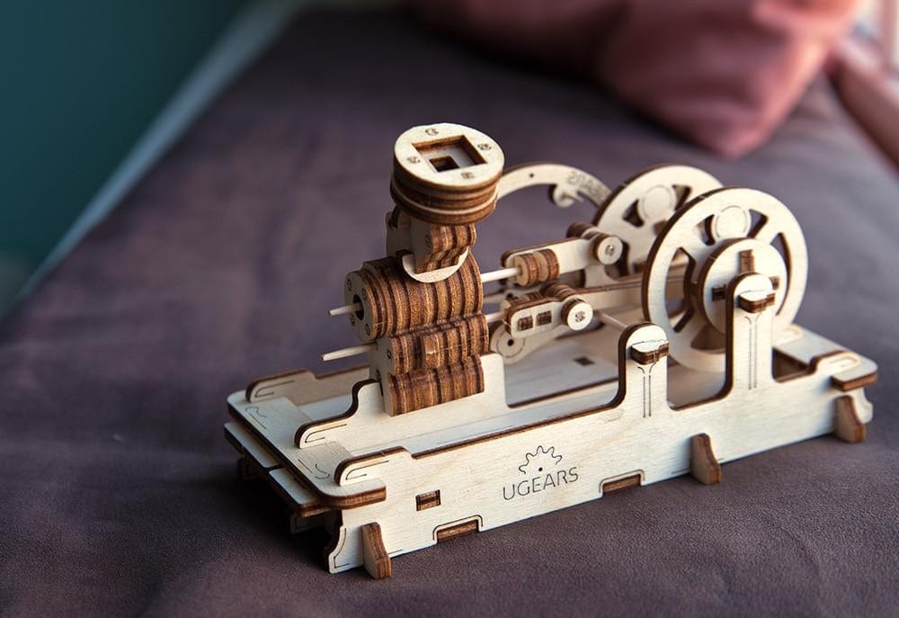 UGEARS 70009 Pneumatic Engine Wooden Model Kit Ugears U Gears