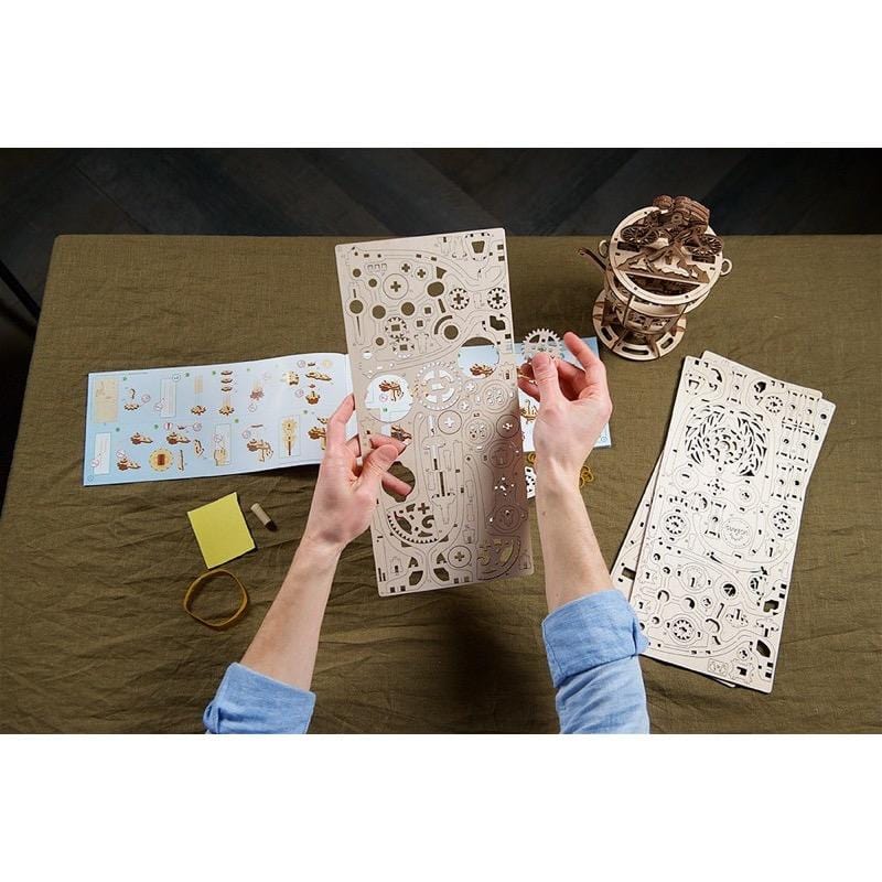 UGEARS 70148 Automation Cyclist Wooden Model Kit Ugears U Gears