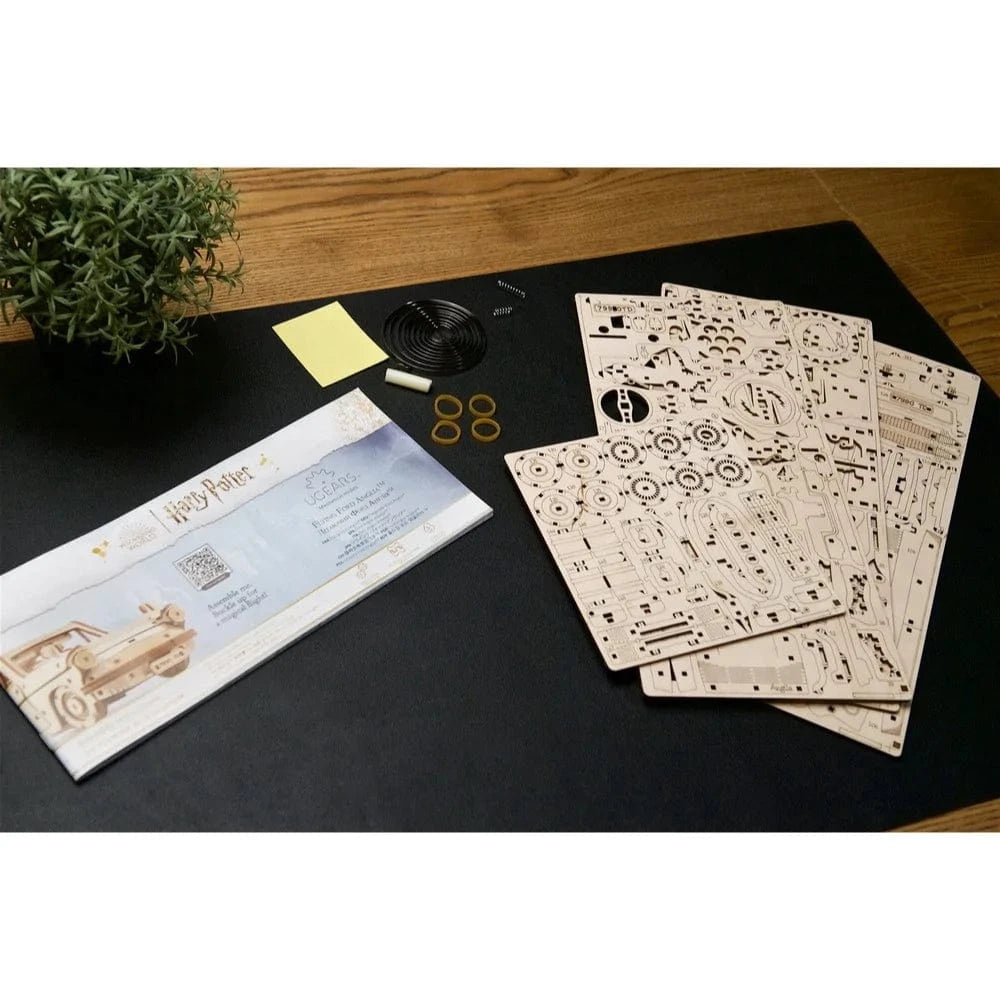 UGEARS 70173 Harry Potter Flying Ford Anglia Wooden Model Kit - Hobbytech Toys