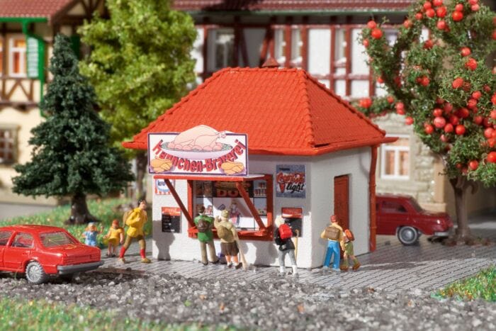 Vollmer 47626 N Chicken Charly Kiosk Kit Vollmer TRAINS - N SCALE