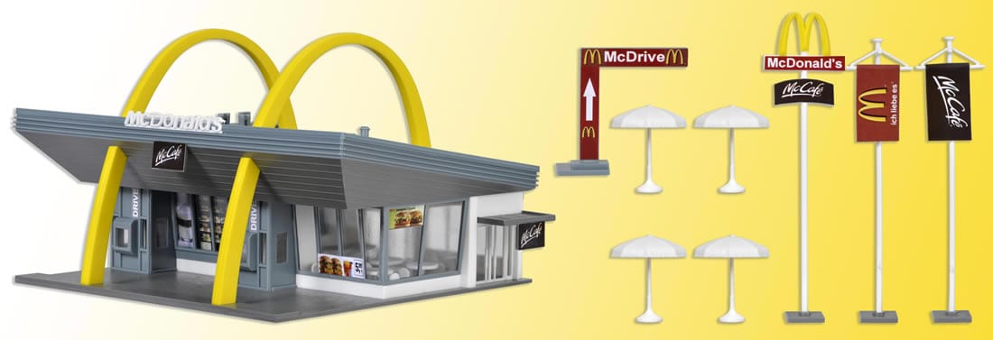 Vollmer HO McCafe (McDonalds Coffee House) - Kit - 4-1/2 x 3-3/4 x 1-3/4in 11.5 x 9.5 x 4.5cm Vollmer TRAINS - HO/OO SCALE