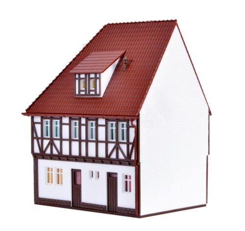 Vollmer HO Sporting Goods Store - 4-13/64 x 3-1/4 x 5-1/2" 10.5 x 8.2 x 13.8cm - Hobbytech Toys