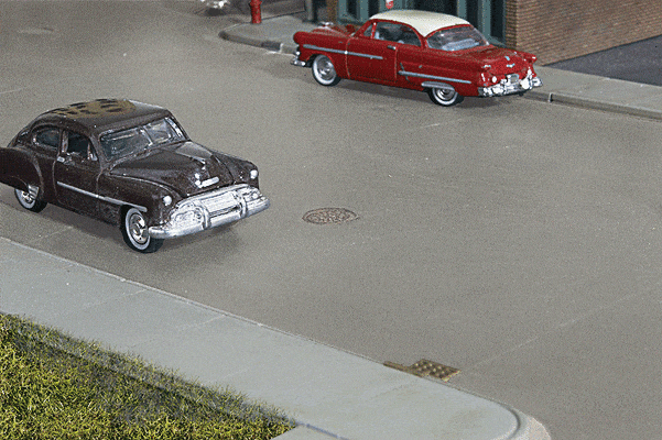 Walthers Cornerstone 933-3155 HO Concrete Street System - Straight Sections (10) Walthers Cornerstone TRAINS - HO/OO SCALE