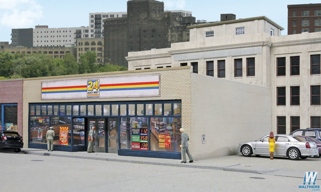 Walthers Cornerstone HO 24-Seven Quick Mart - Kit - 7-1/8 x 5-3/8 x 2-5/8in 18 x 13.6 x 6.6cm Walthers Cornerstone TRAINS - HO/OO SCALE
