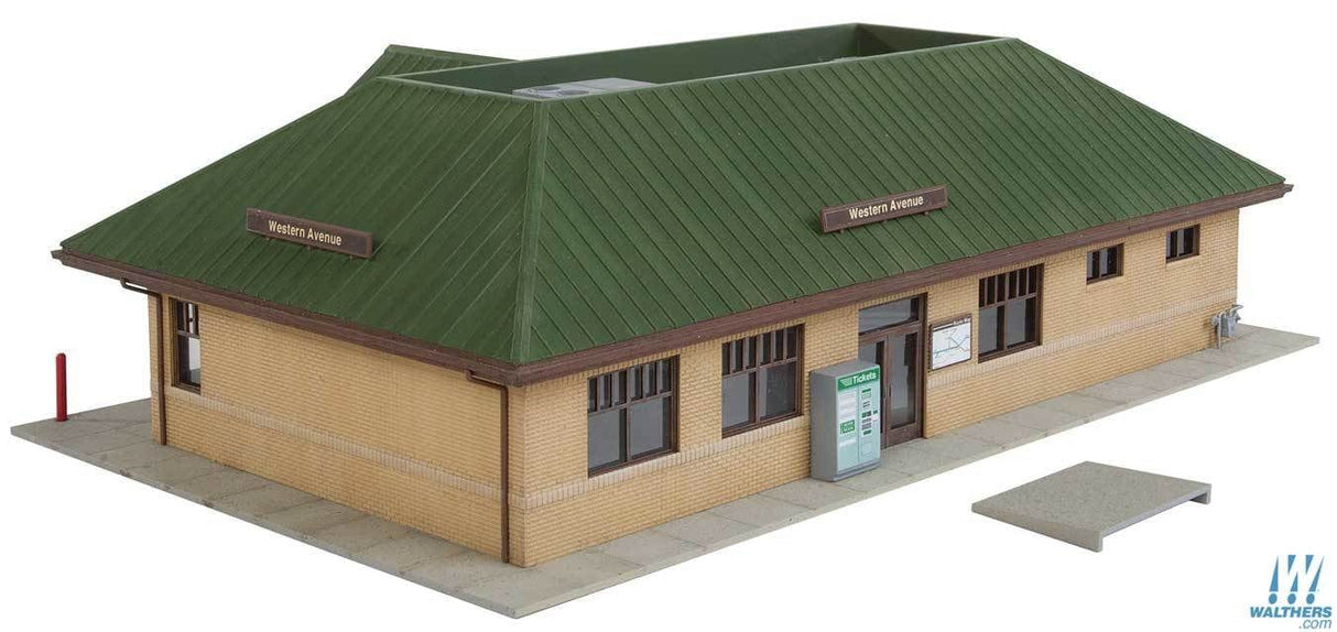 Walthers Cornerstone HO Modern Suburban Station - Kit - 10-7/16 x 6-1/2 x 3-1/8in 26.5 x 16.5 x 7.9cm Walthers Cornerstone TRAINS - HO/OO SCALE