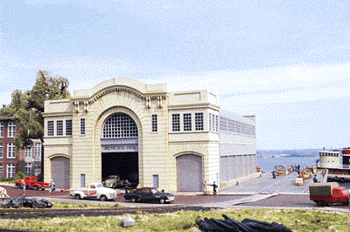Walthers HO Pier Terminal Building Walthers Cornerstone TRAINS - HO/OO SCALE
