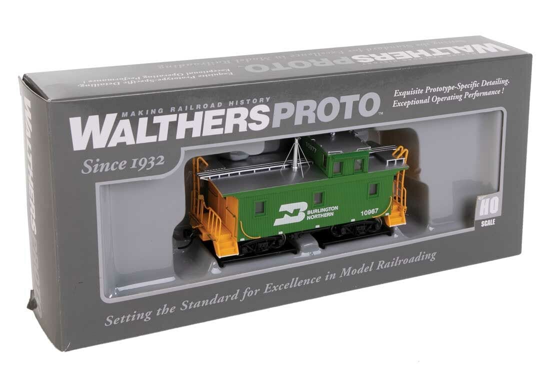 Walthers Proto HO DM&IR Class G2 Wood Caboose - Ready to Run - Burlington Northern #10967 - Hobbytech Toys